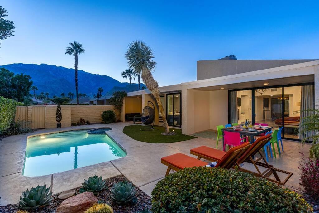 The Sunset House Pool & Spa Палм Спринг Екстериор снимка
